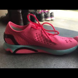Under Armour women's tennis shoes