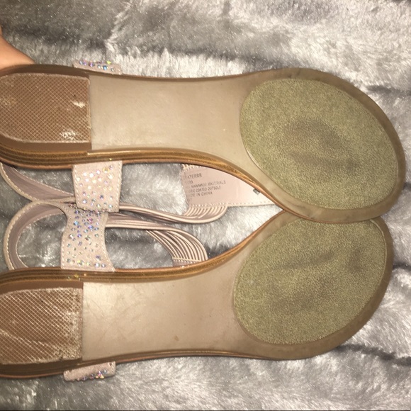 madden girl tribal print sandals - Picture 3 of 4