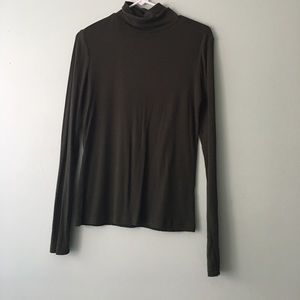 Forever 21 dark green turtle neck