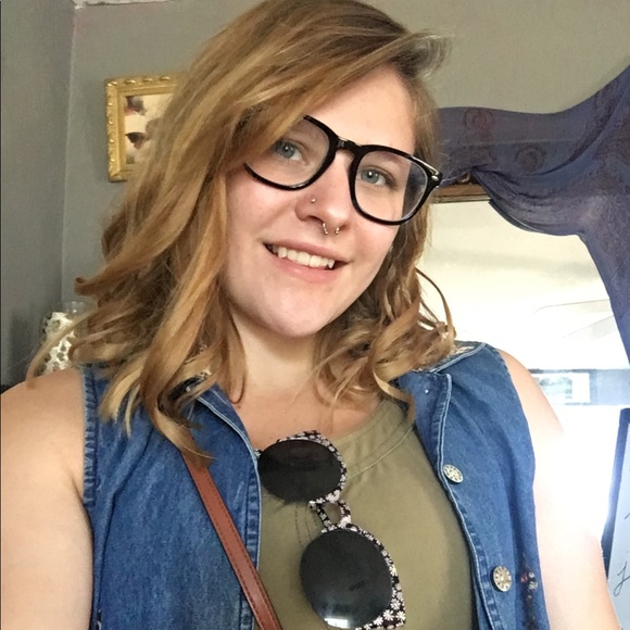 😊🌸☀️🌻Meet the posher🌻🌱☀️🌸 - Picture 3 of 5