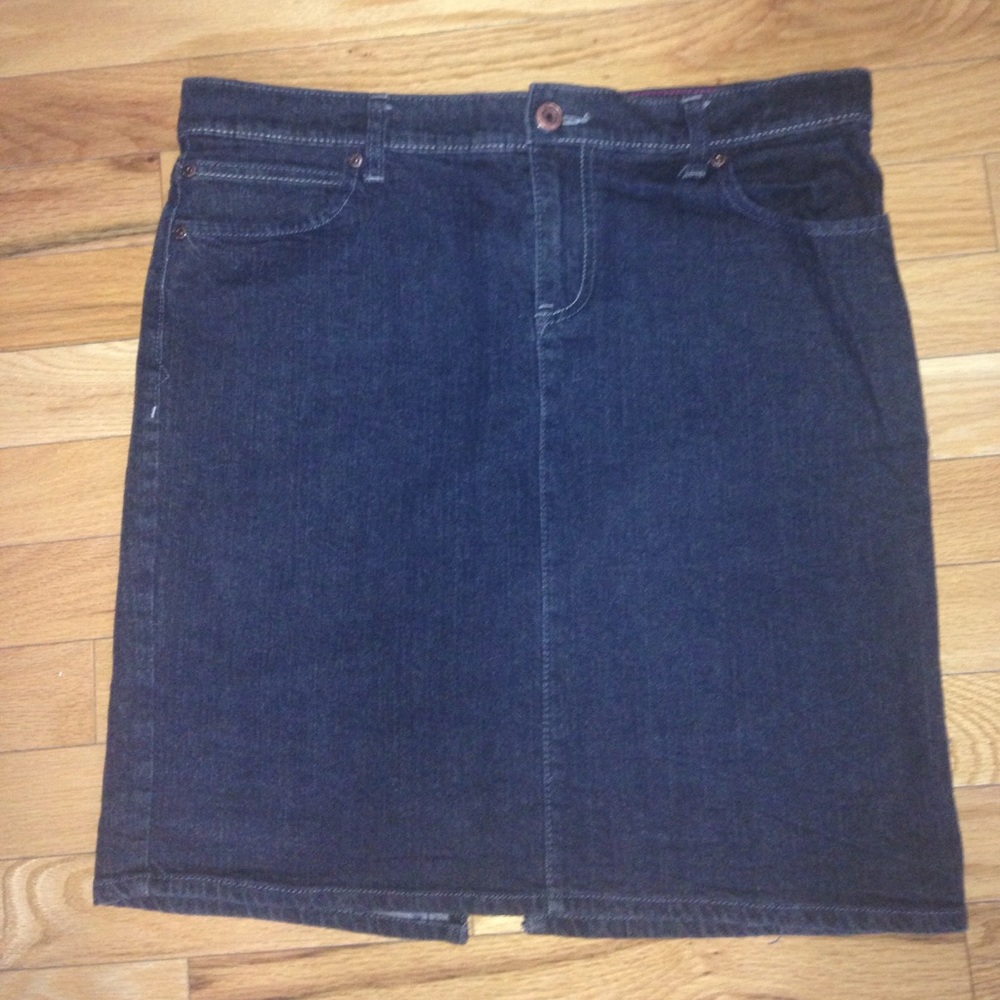 OLD  NAVY BLACK DENIM SKIRT