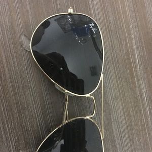 Authentic ray bans!!!