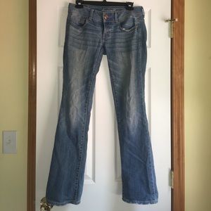 American Eagle Light wash jeans Sz. 2