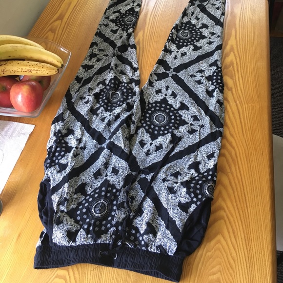 Patterned Rayon Pants - Picture 2 of 3
