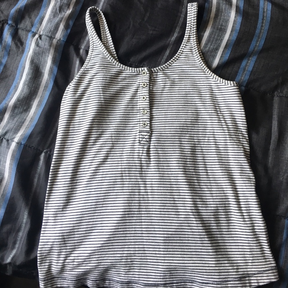 Lululemon women's tank top