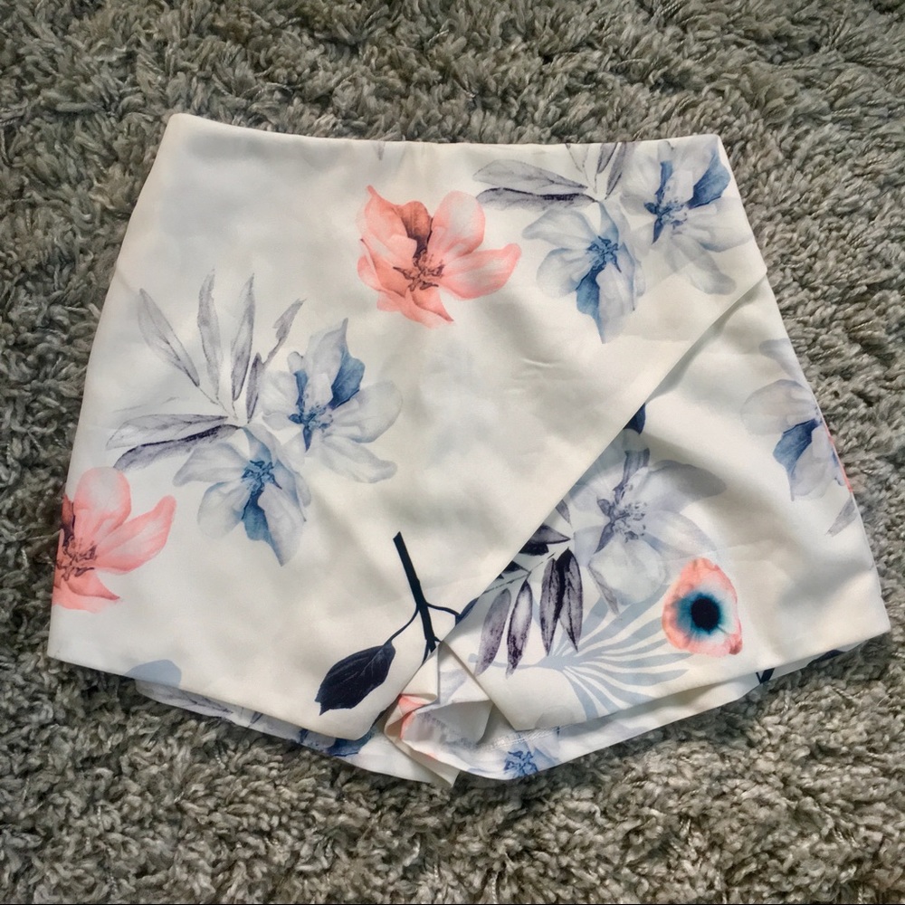 FLORAL SKORT