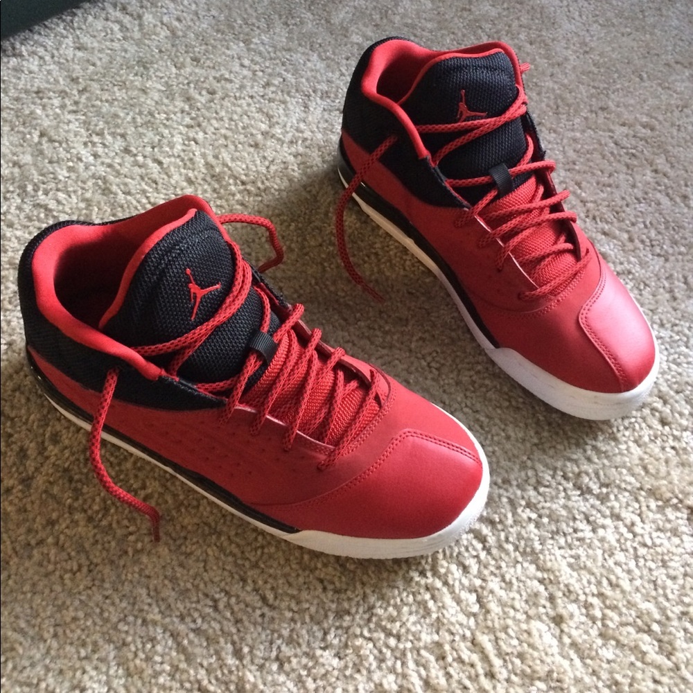 Air Jordan - Dead pool size 7Y