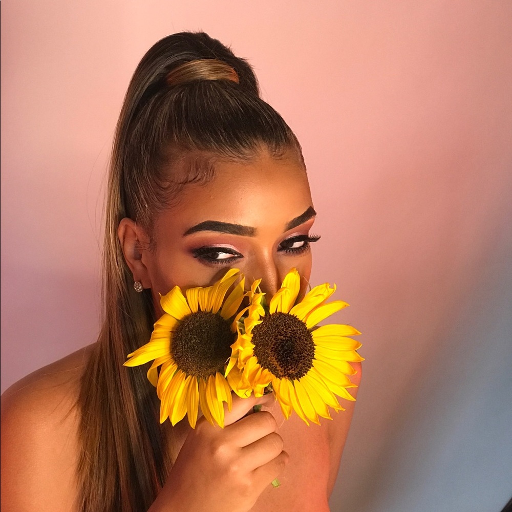 Meet your Posher, Niayla