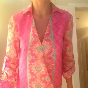 Super cute summer shirt! Like new!