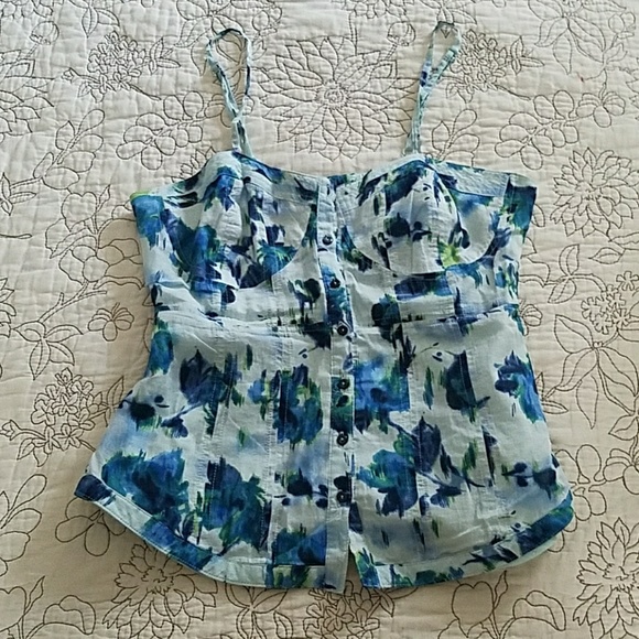 Lauren Conrad floral top - Picture 1 of 4