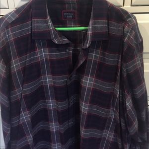 Untuckit shirt