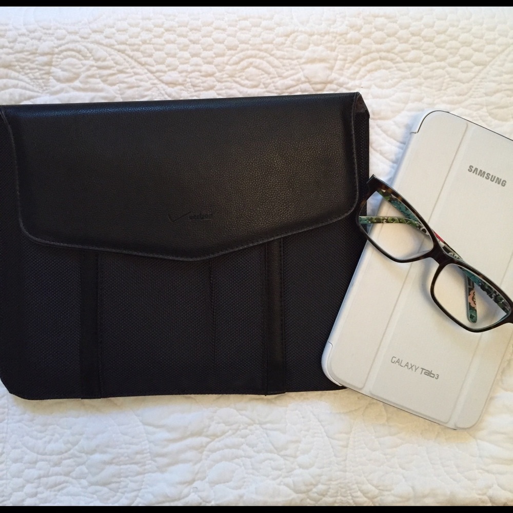 ❄️❄️Notebook Envelope Verizon Case, Sleek & New