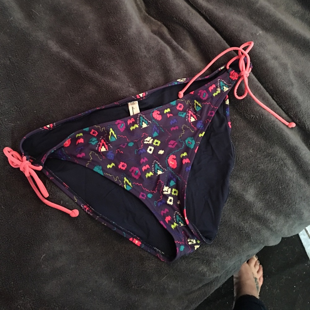 American eagle bathing suit bottoms