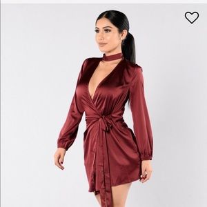 Get To Know Ya Dress - Burgundy