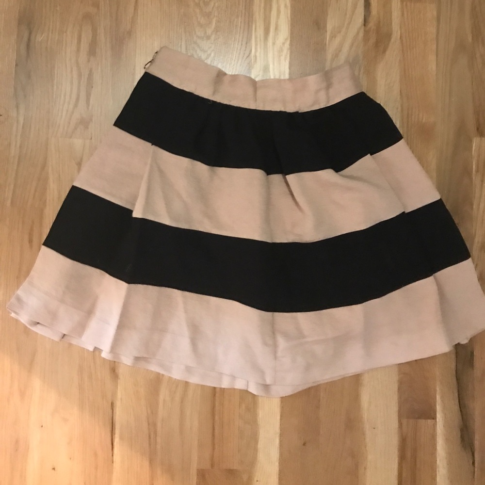 High waisted skirt