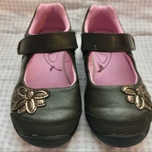 StrideRite MaryJanes