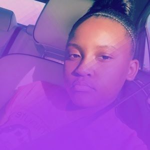 Meet your Posher, Janessa