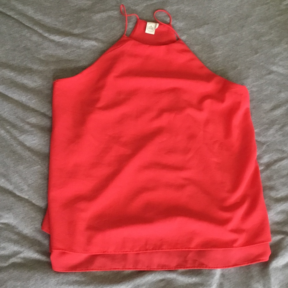 Coral flowy top