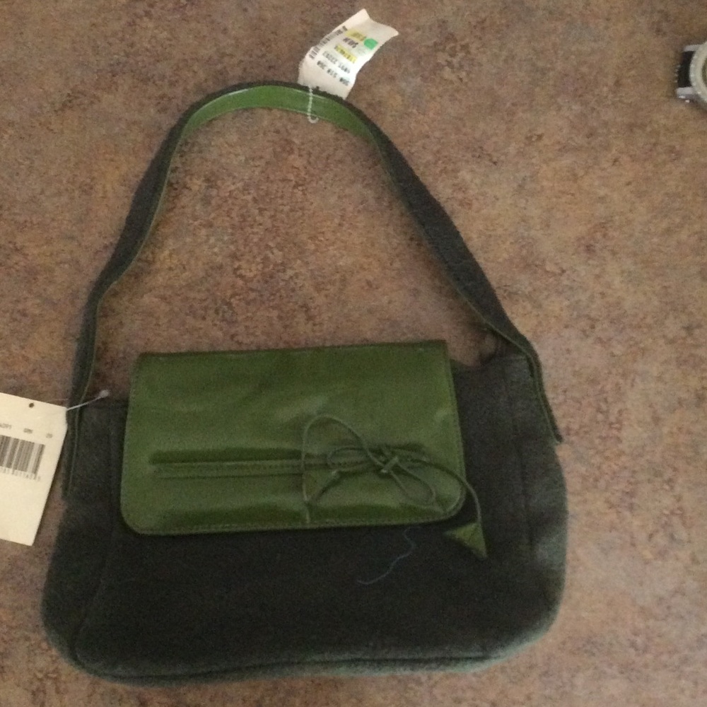 Brand new purse