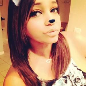 Meet your Posher, Nena