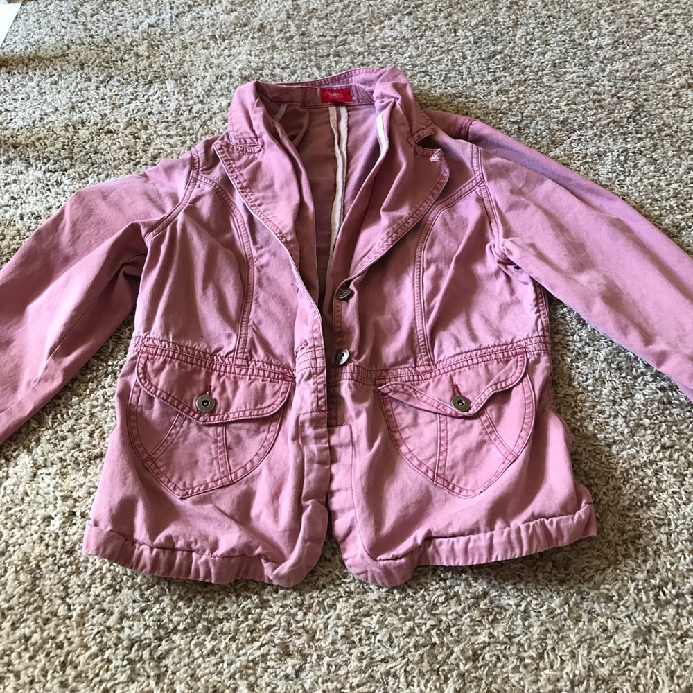 Pink sweater, Worn up to 5 times.
