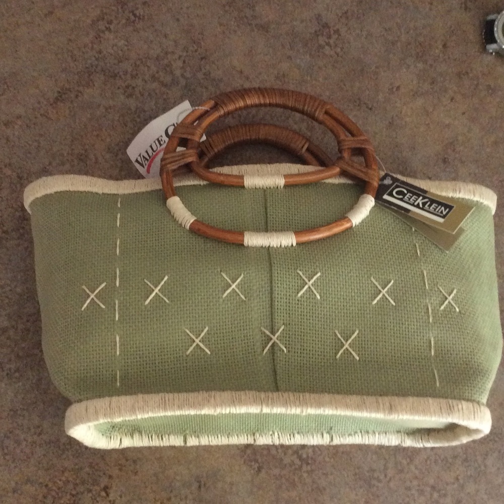 Brand new purse