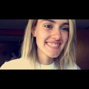 Meet your Posher, Brielle