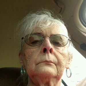 Meet your Posher, Jenny