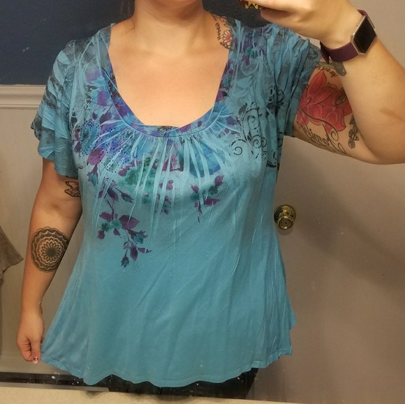 Essentials Beautiful blue top - Picture 3 of 3