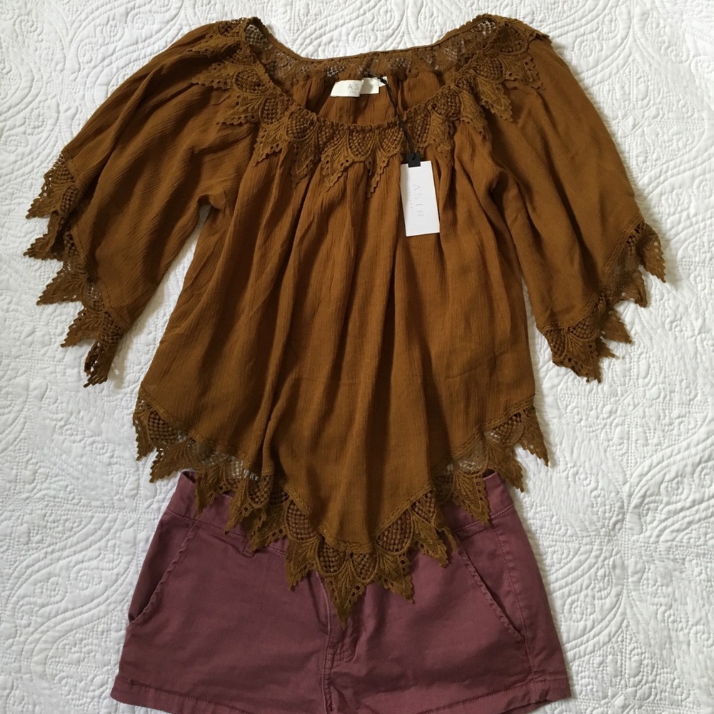 NWT ASTR off shoulder flowy boho mustard brown top