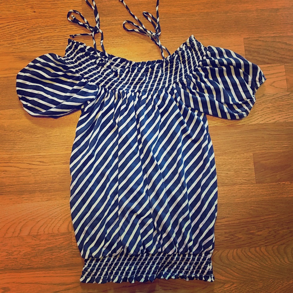 ⚓️Off the Shoulder Striped Top⚓️