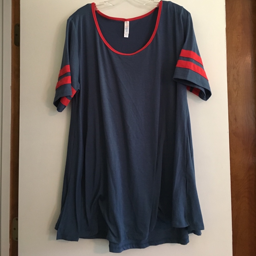 LuLaRoe Perfect Tee