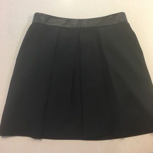 Trina Turk size 6 skirt. Tags still on. $