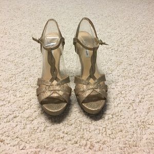 Nina gold ~4 inch heels