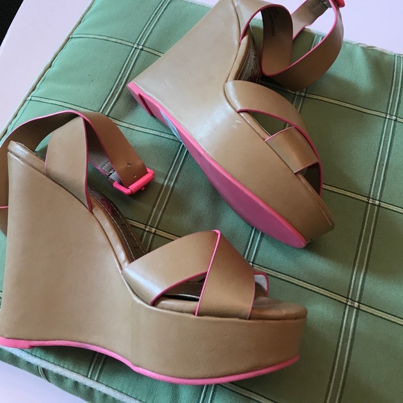 London Rebel Camel Tan Ankle Strap Wedge -S6 - Picture 7 of 7