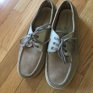 Sperry boat shoes