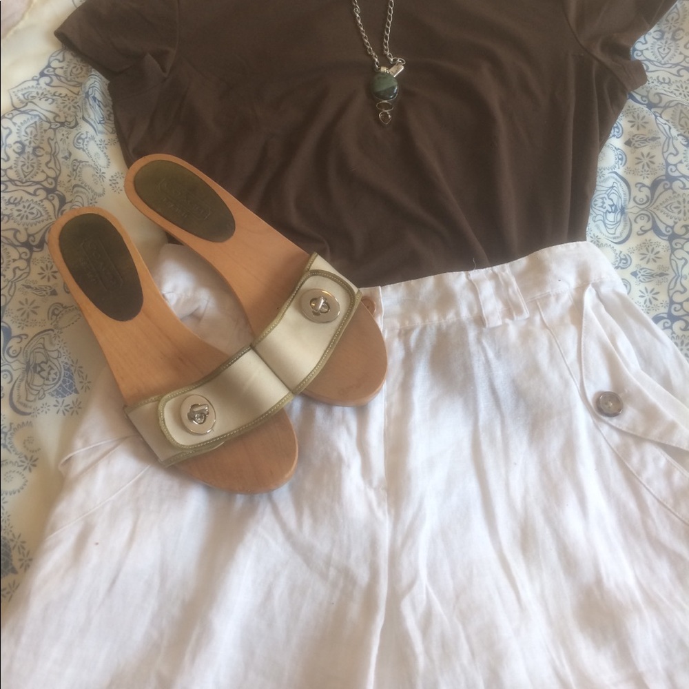 🌻COACH HEELS🌻 Beautiful Summer shoes.