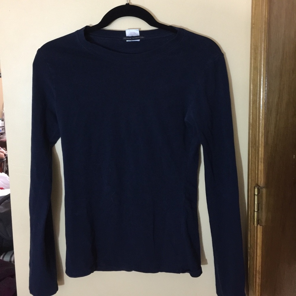 ZENANA OUTFITTERS  navy long sleeve tshirt