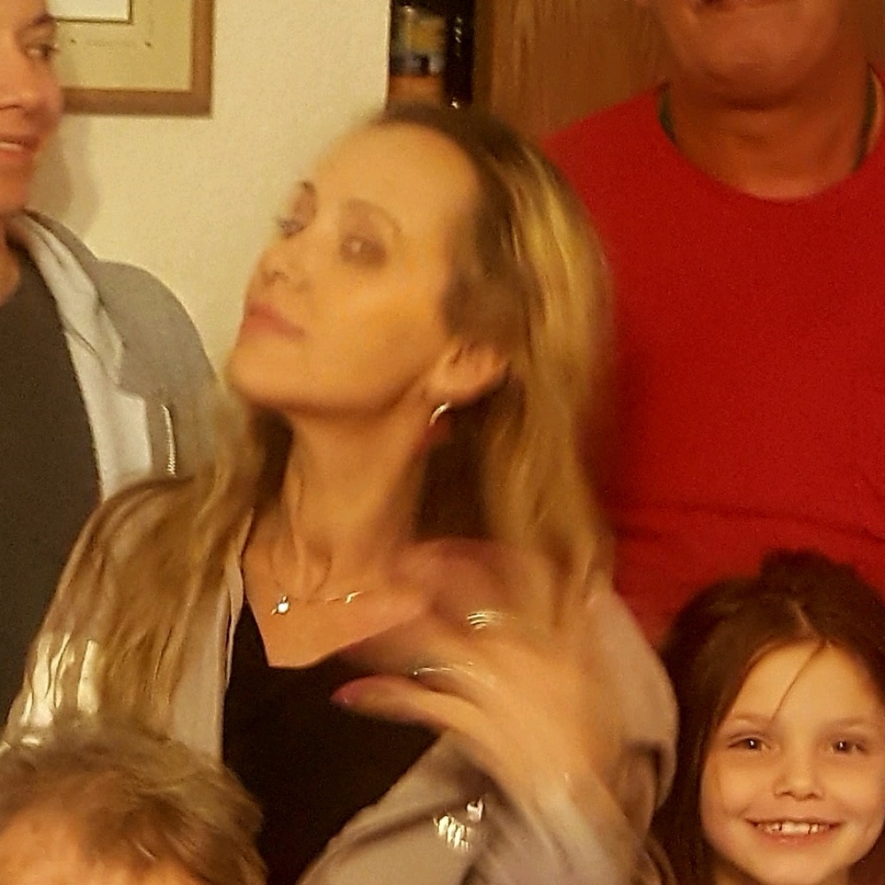 Meet your Posher, Naomi