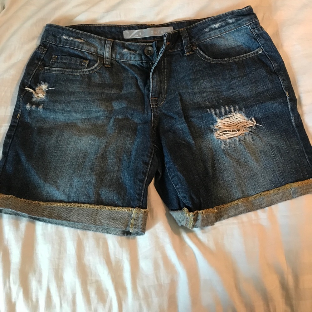 Jean shorts size 7