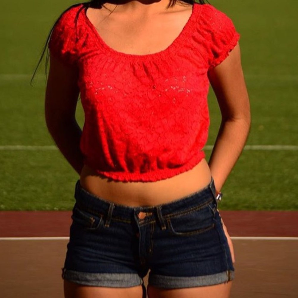 Red Aeropostale croptop