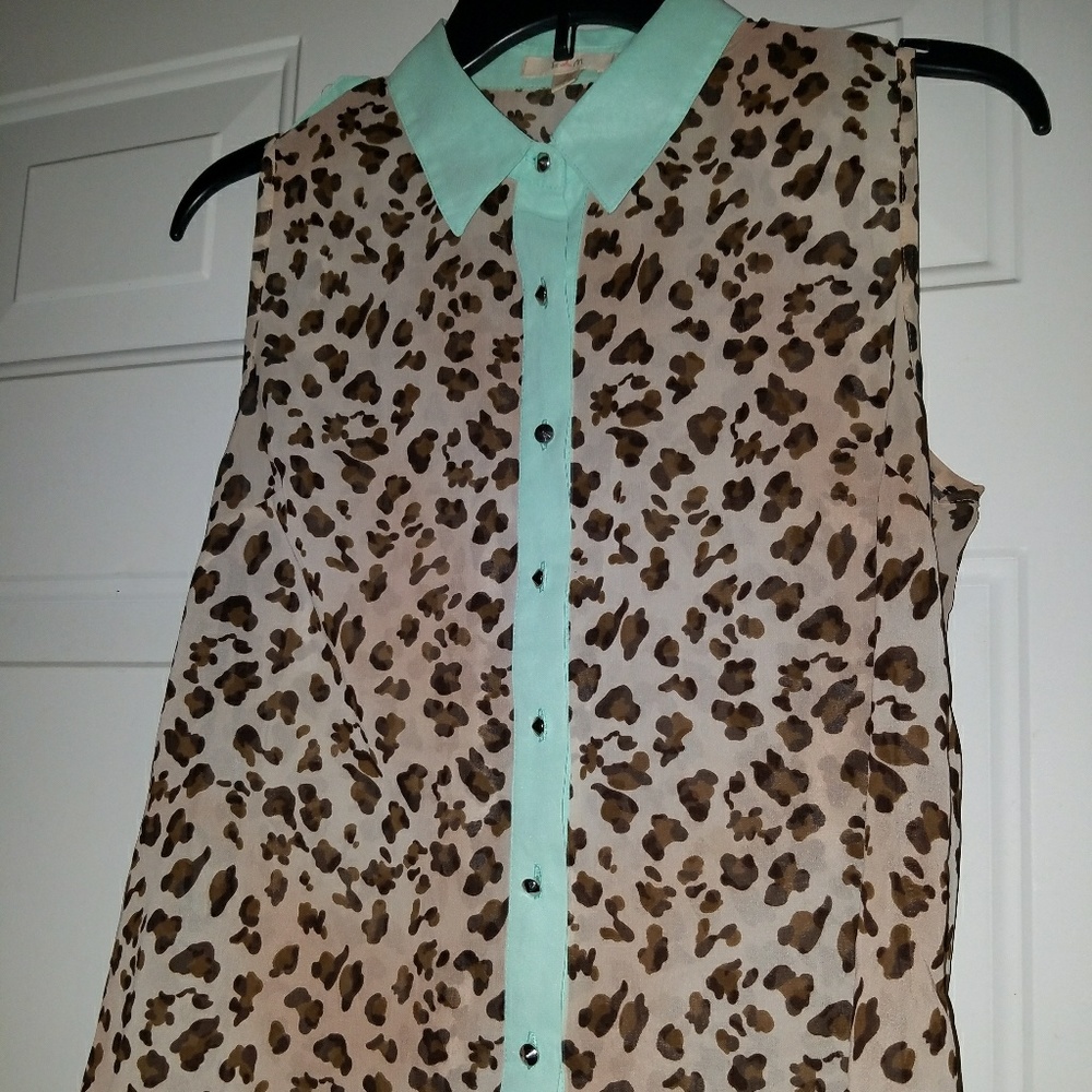 Junior's/Women's shirt