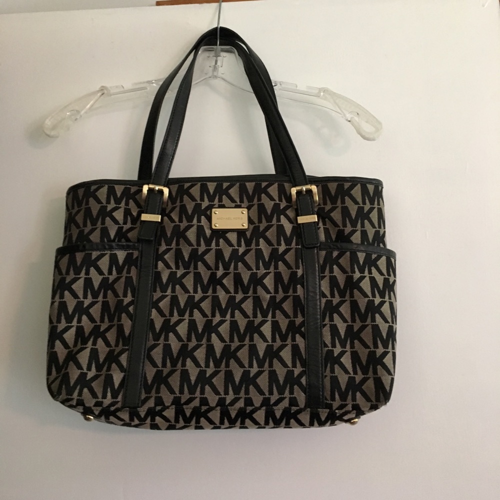 Michael Kors Signature Handbag