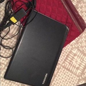 Toshiba Laptop (15.6 in)