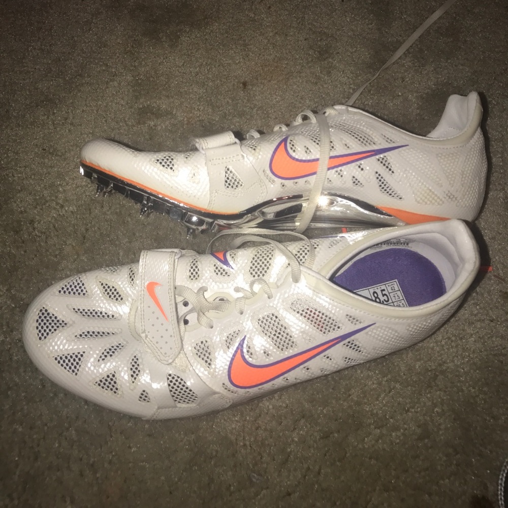 Track spikes