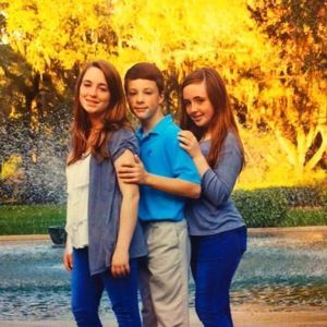 Meet your Posher, Lindsey