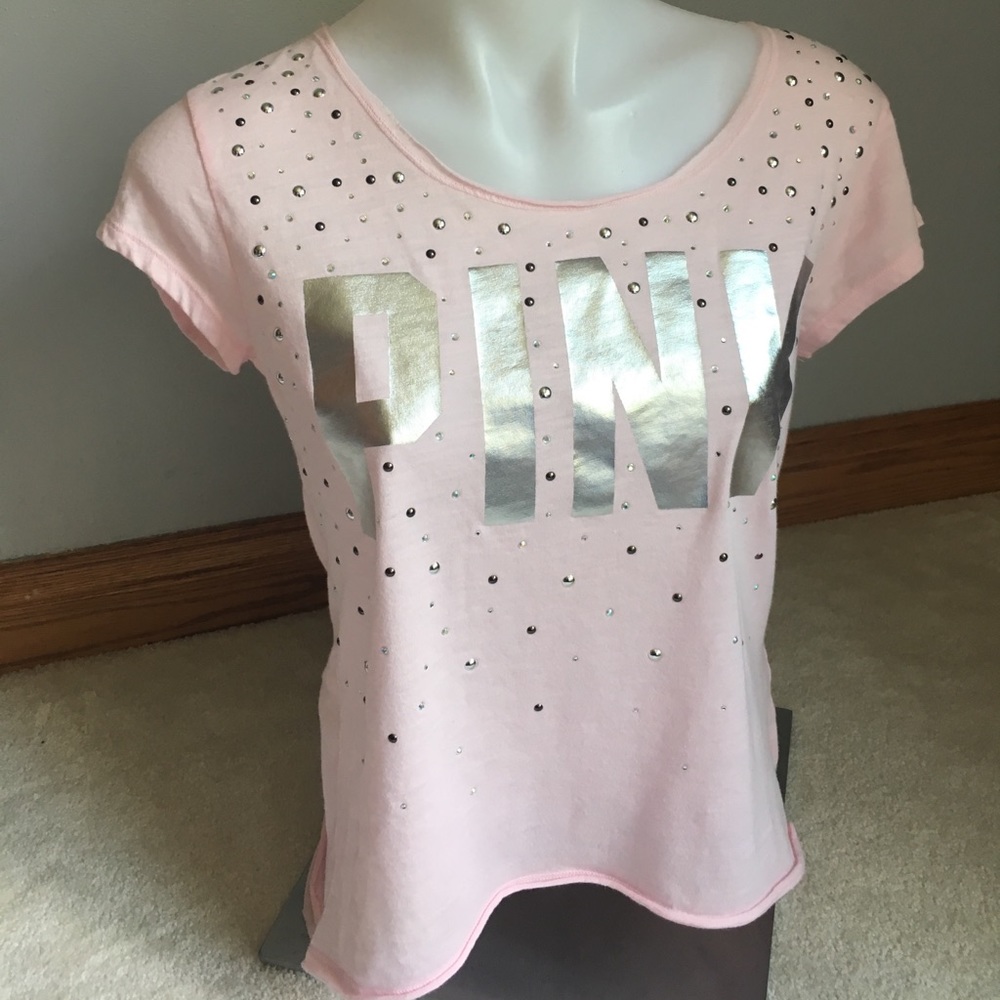 VS PINK light pink t-shirt