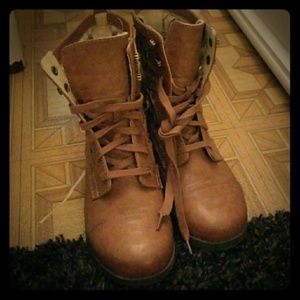 Brash womens leather combat boot size 9