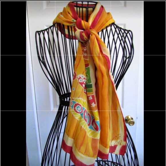 Gorgeous Hand painted Silk Scarf - Picture 1 of 4