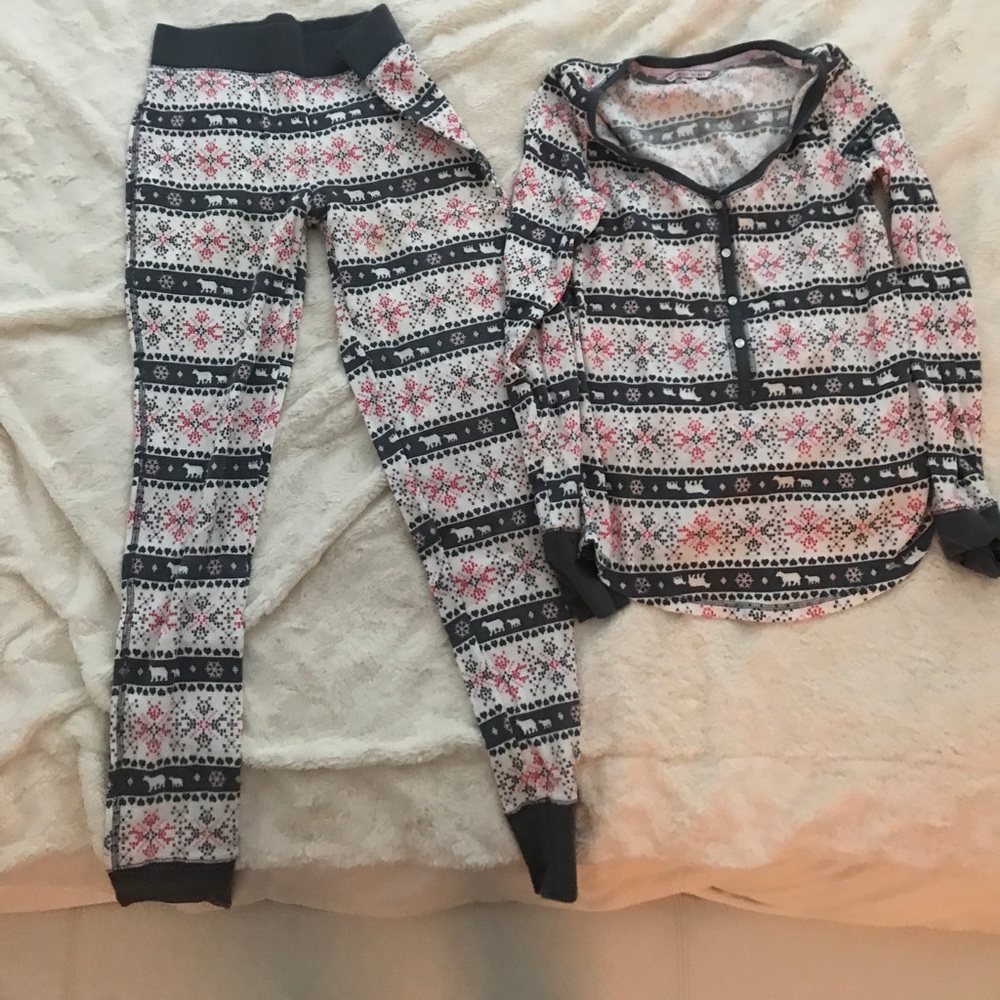 Victoria's Secret thermal sleep set